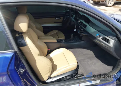 2011 BMW M3 z USA, uszkodzony, nr VIN WBSKG9C53BE368445